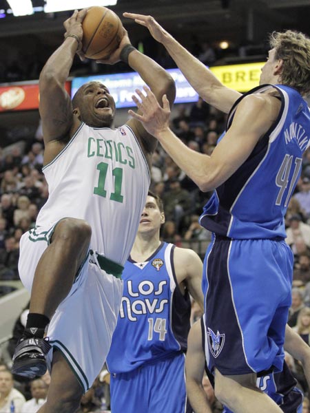 pg电子-猛龙背靠背战胜小牛继续保持不败(猛龙反击)