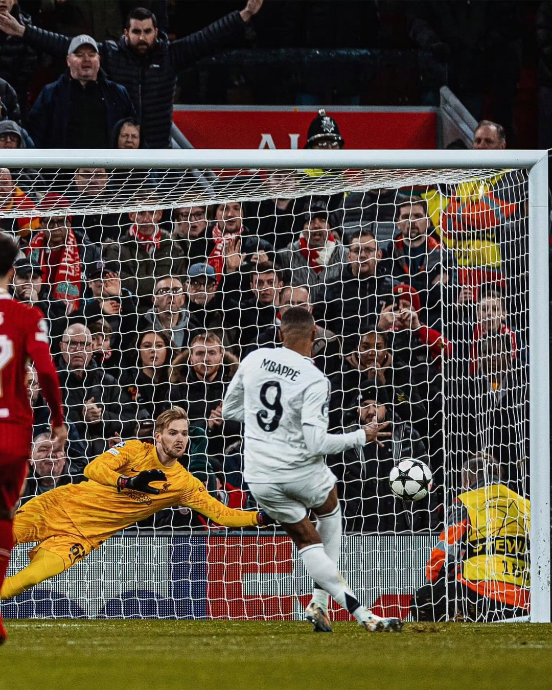 皇马在重要比赛中陷入困境(皇马在重要比赛中陷入困境的原因)