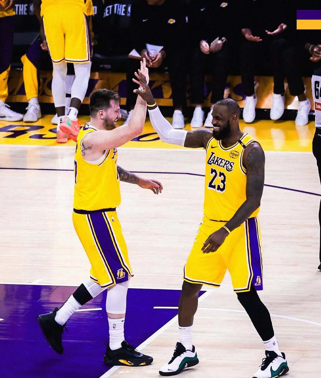 关于掘金客场迎战湖人，谁能占据主动的信息