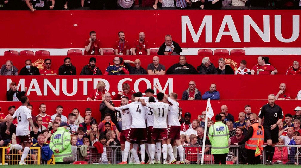 曼联继续保持不败,英超竞争激烈(英超曼联对) 曼联继续保持不败,英超竞争激烈(英超曼联对)